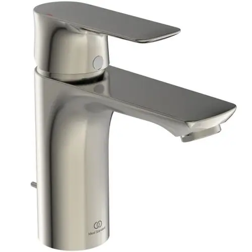 Ein moderner Wasserhahn in Silber mit einem schlanken Design und einem Hebel zur Temperaturregelung. Marke Ideal Standard.